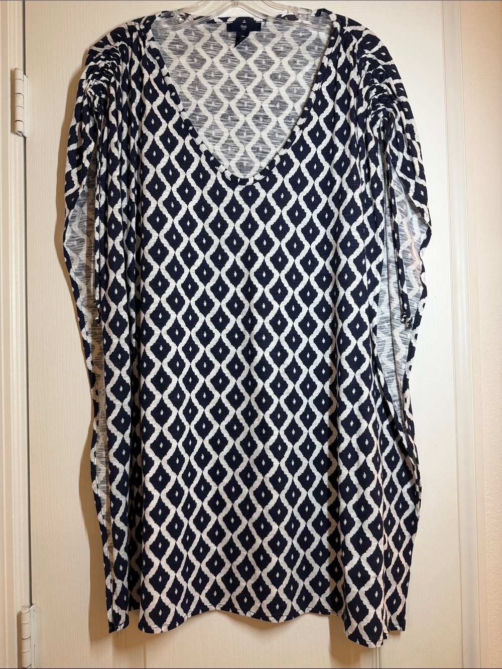 Gap Printed V-Neck Beach Coverup - Navy & White